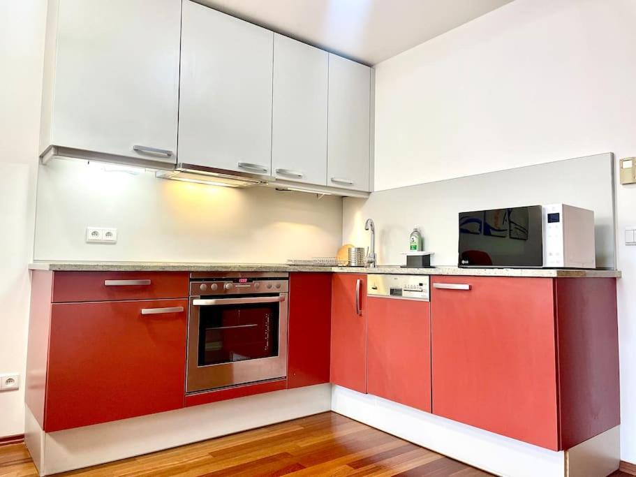Appartement Entire Apartment, Near Clarion, O2 Arena, Metro 3 Min, Easter Market In Center 15 Min